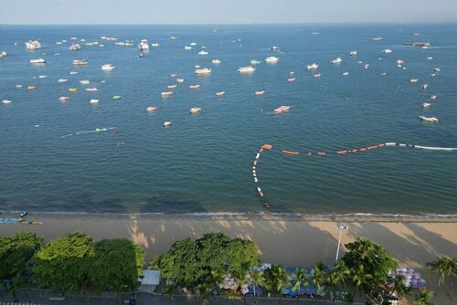 Внешний вид отеля Avani Pattaya Resort в Паттайе, фото 4