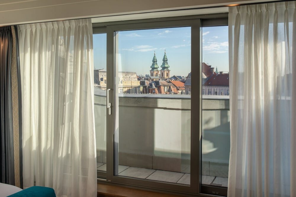 Фото Matild Palace, A Luxury Collection Hotel, Budapest
