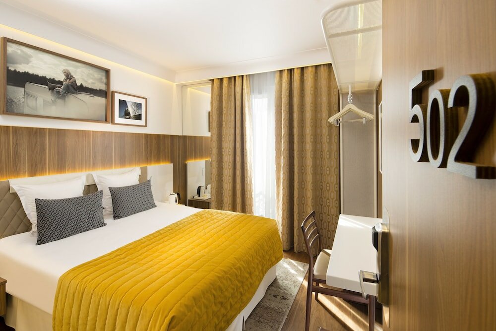 Фото отеля 2