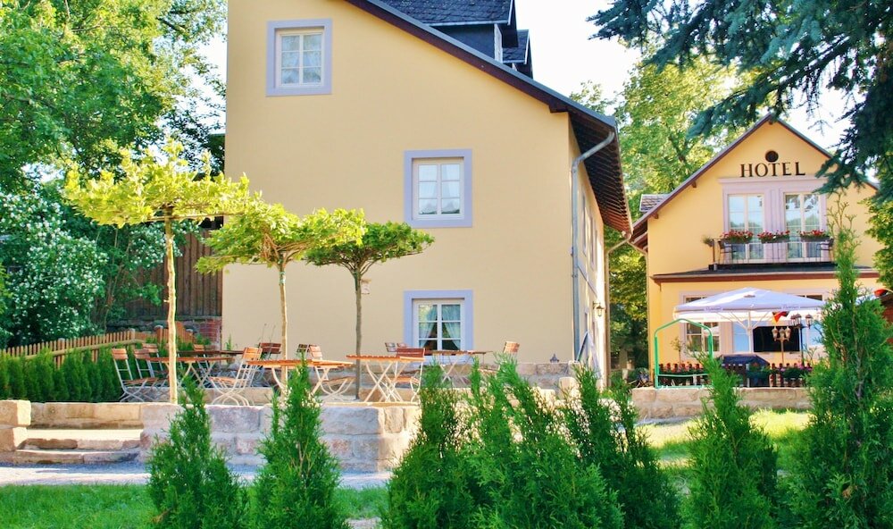 Фото Hotel Alttolkewitzer Hof Dresden