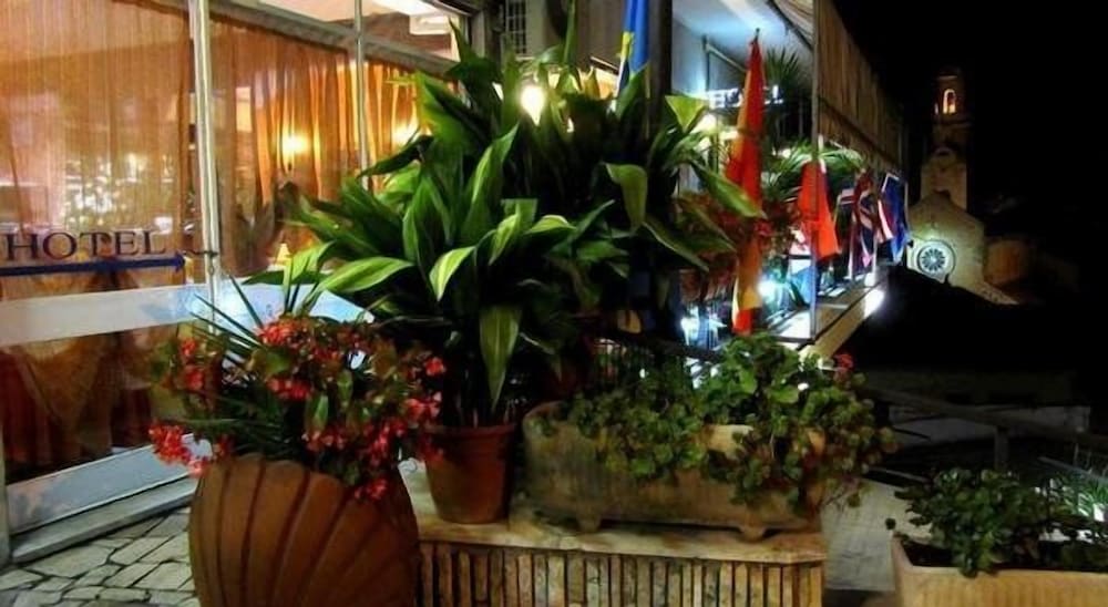 Фото Hotel Riviera