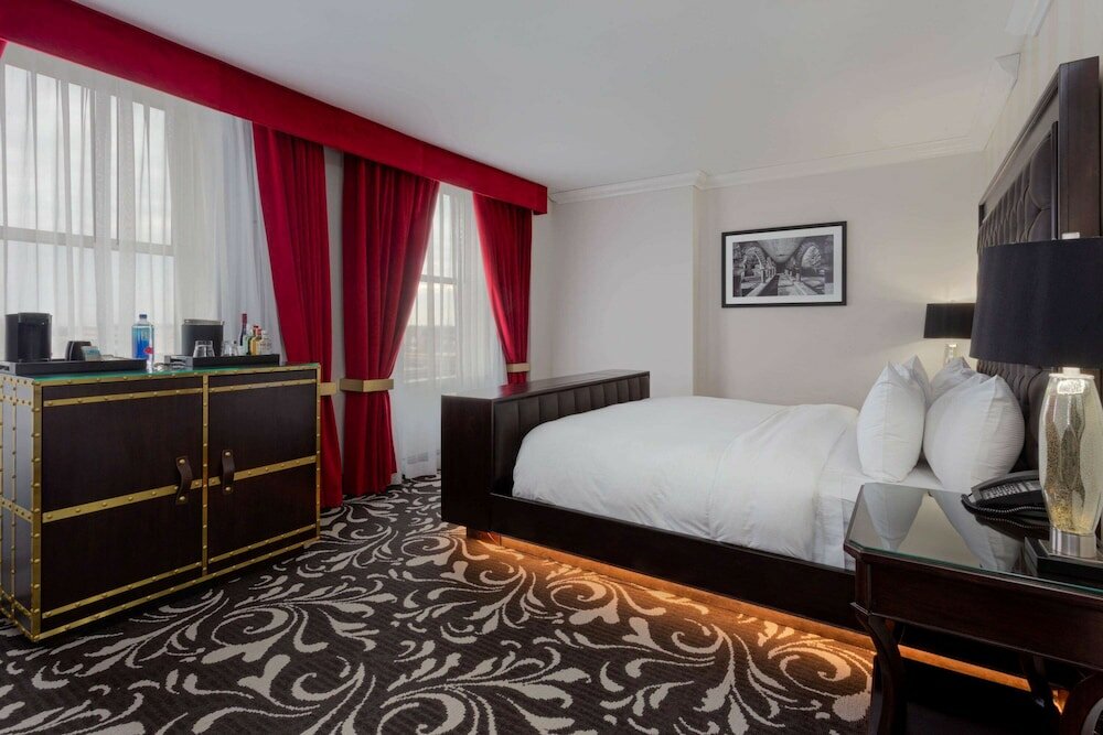 Фото Hotel Retlaw, Trademark Collection by Wyndham