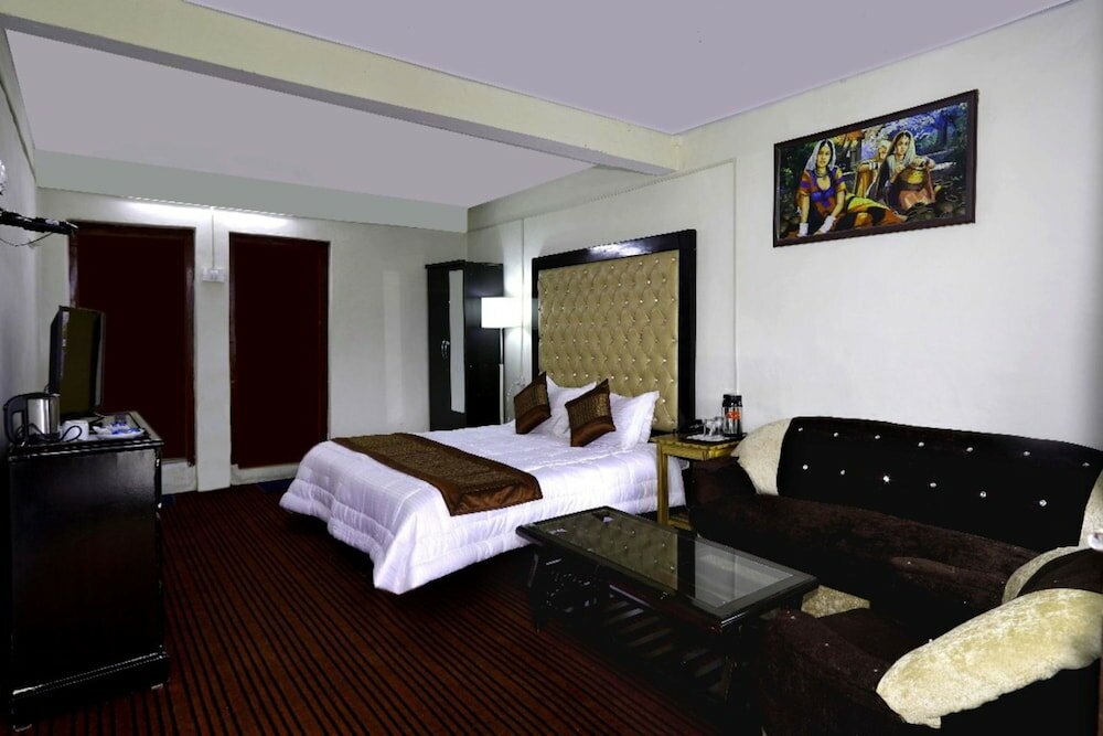 Фото Hotel Kausani Retreat