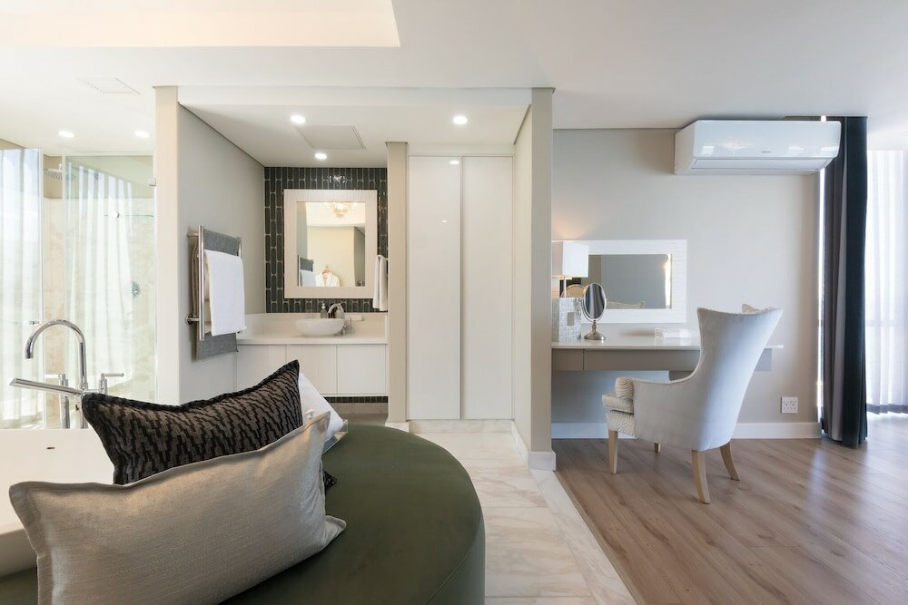 Фото Views Boutique Hotel & SPA