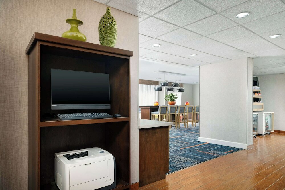 Фото Hampton Inn Laredo