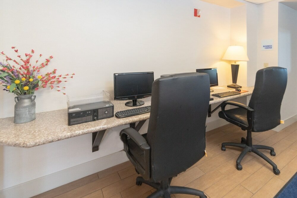 Фото Holiday Inn Express Houghton-Keweenaw, an Ihg Hotel