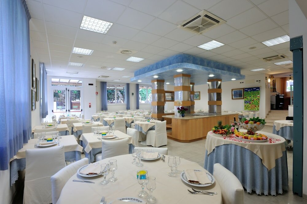 Фото Hotel Salus