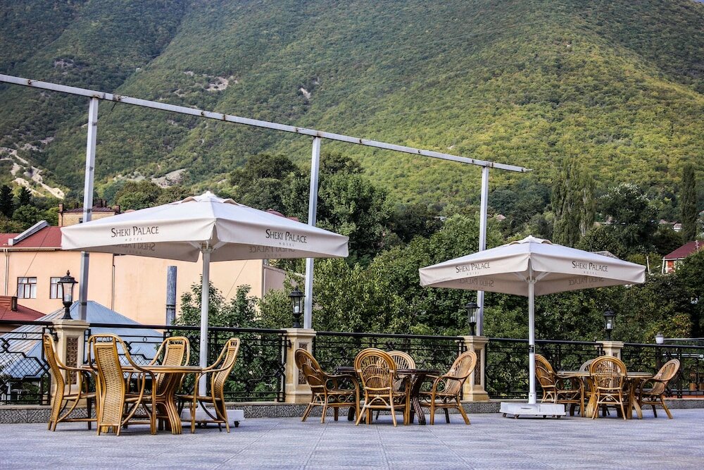 Фото Sheki Palace Hotel