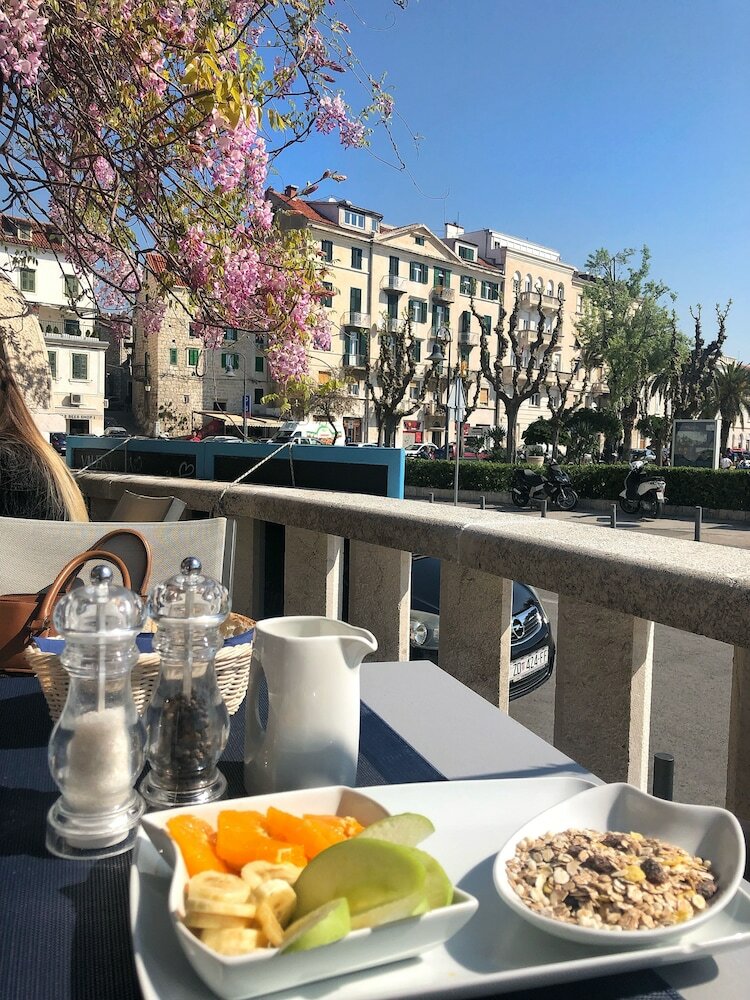 Фото Seaview Luxury Retreat