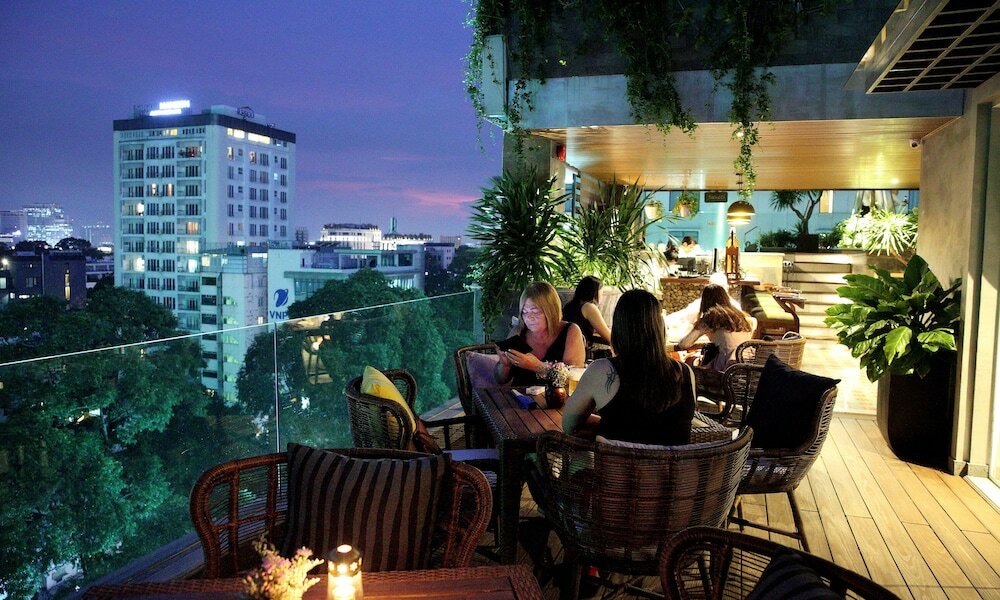 Фото Au Lac Legend Hotel