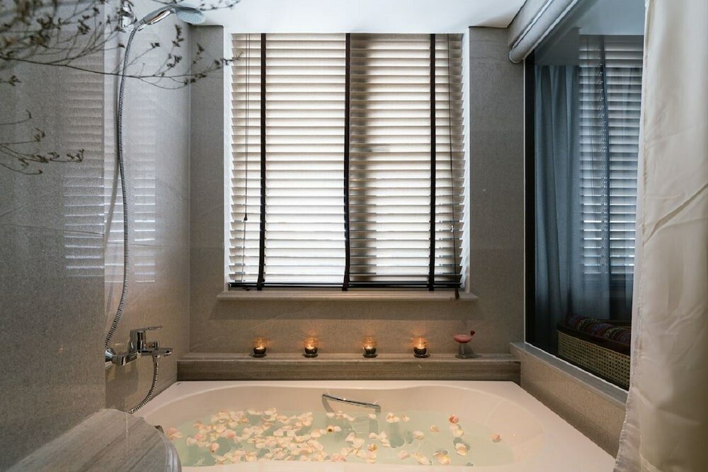 Фото Au Lac Legend Hotel