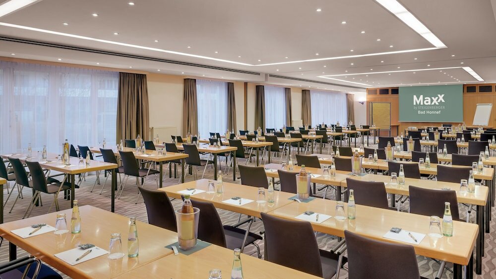 Фото Hotel the Yard Bad Honnef