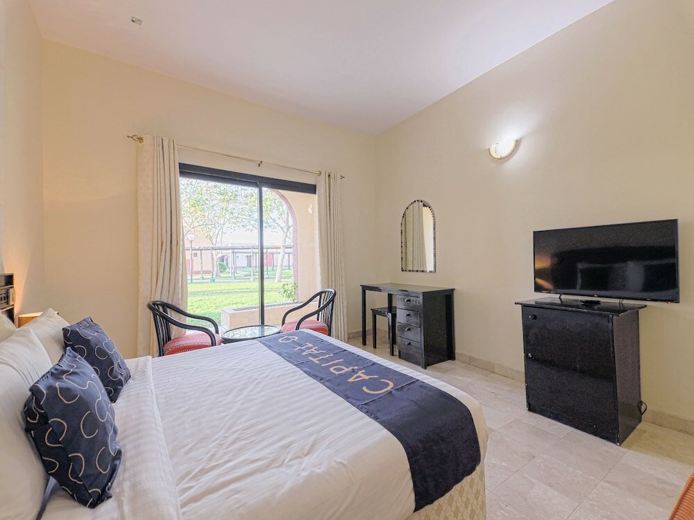 Фото Capital O133 Al Sawadi Beach Resort & SPA