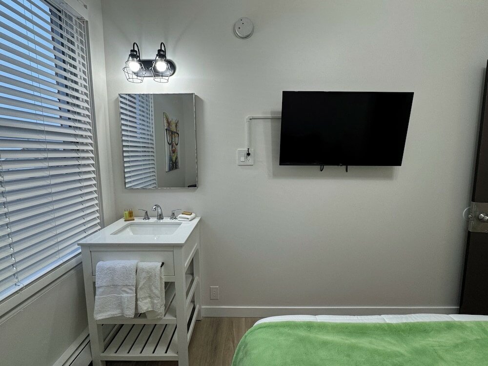 Фото Commercial Hotel