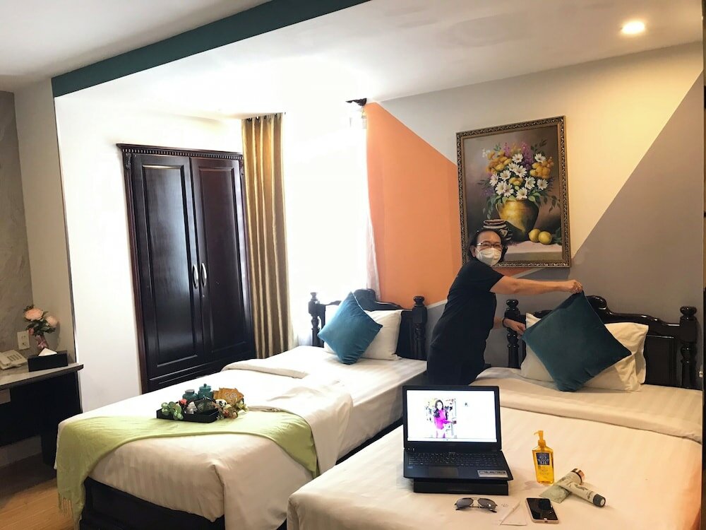 Фото Sunrise Central Hotel