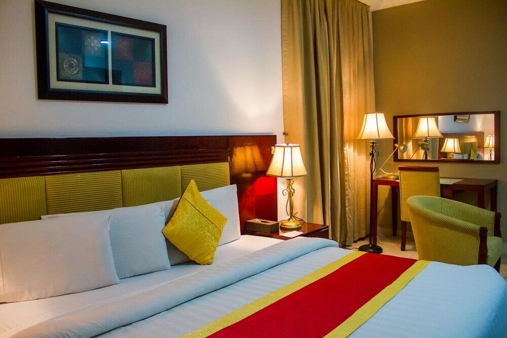 Фото Crystal Court Lekki