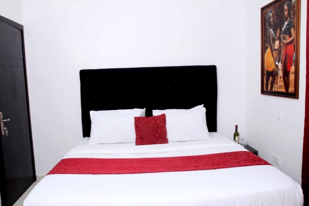 Фото H3 Luxury Cottage