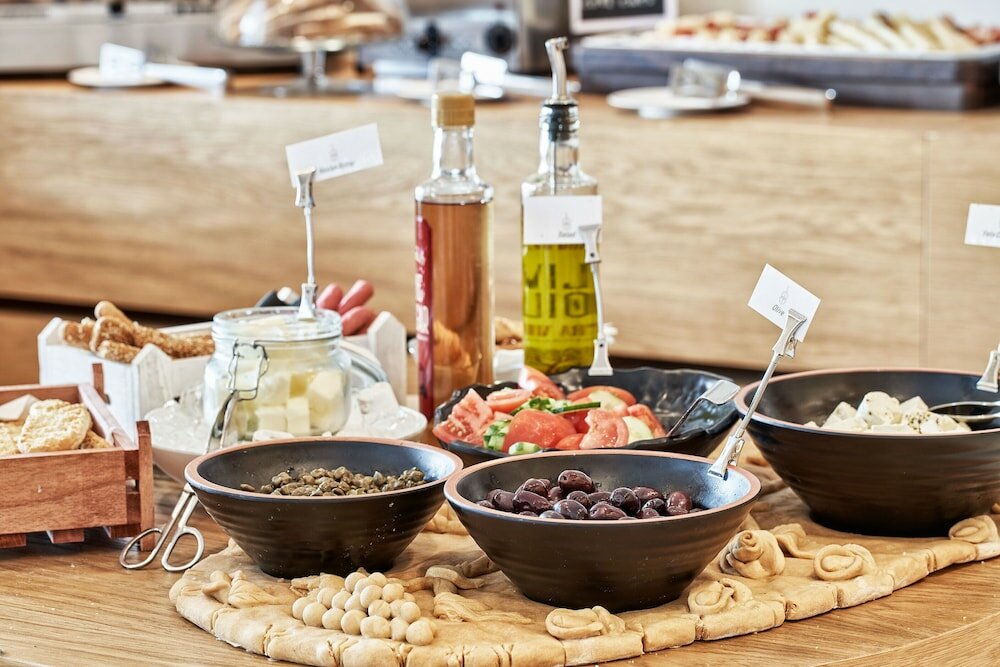 Фото 18 Grapes Hotel