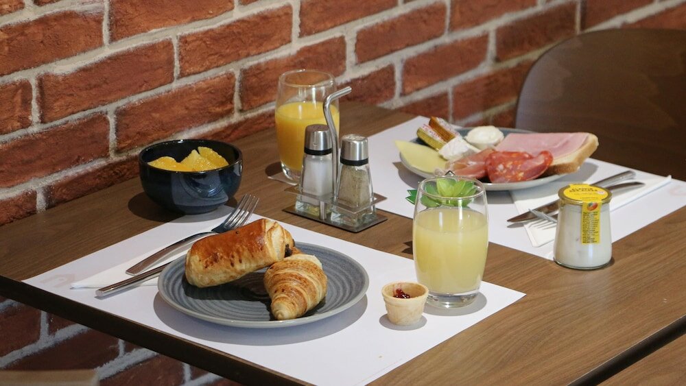 Фото Campanile Cergy Pontoise