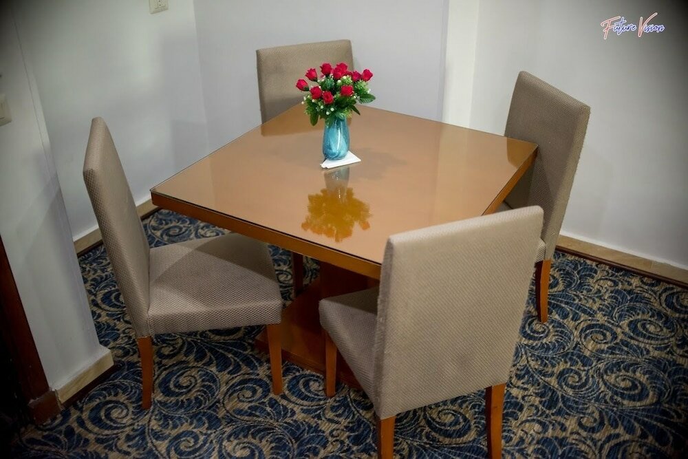 Фото Rehana Plaza Hotel