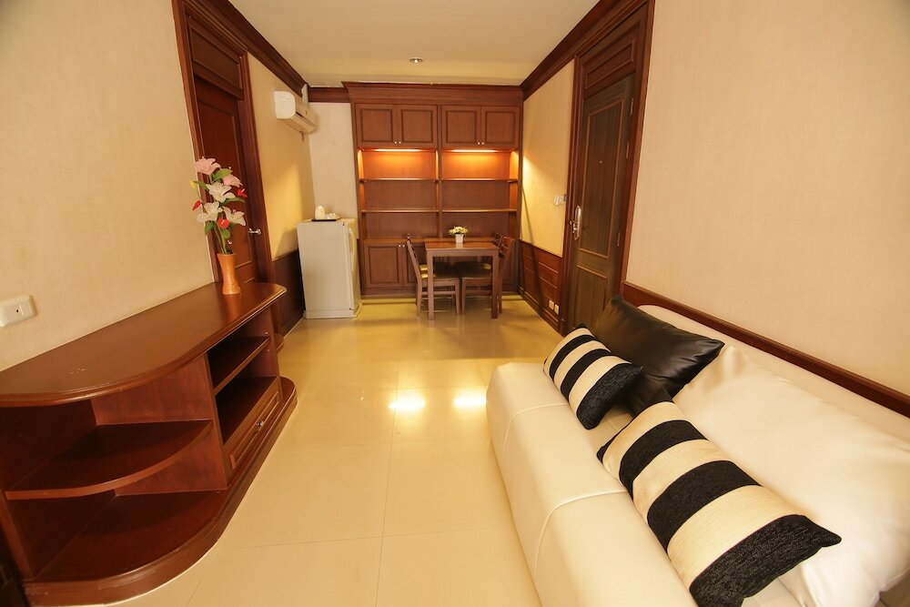 Фото Convenient Park Bangkok