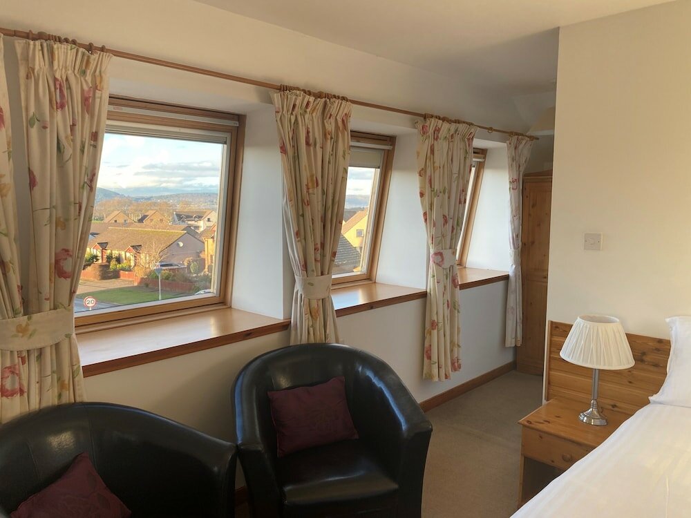 Фото Smithton Hotel