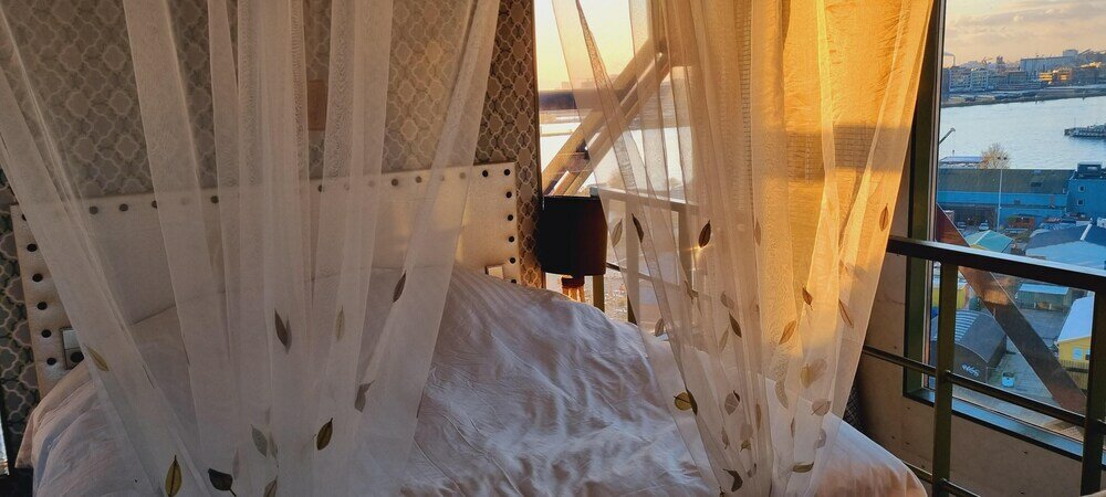 Фото Faralda Crane Hotel Amsterdam