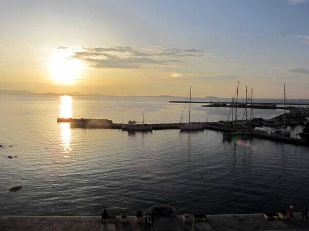 Фото Coronis Hotel