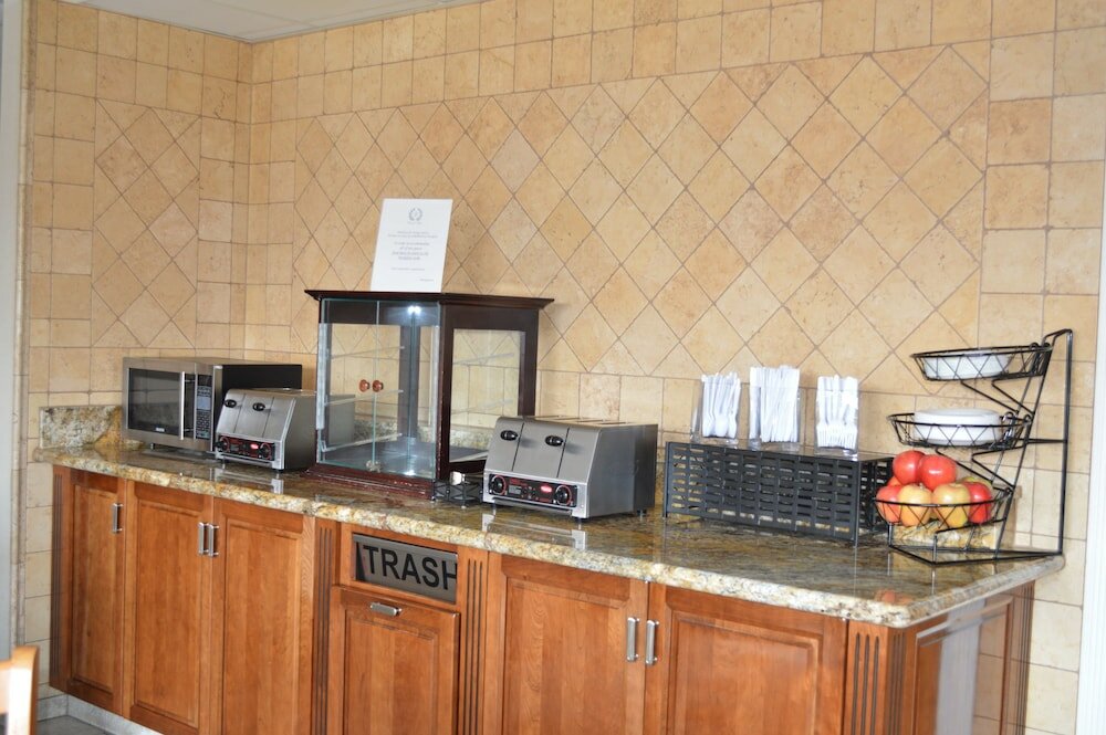 Фото Laurel Inn Motel