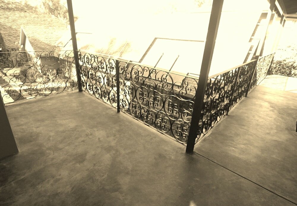 Фото The Wardrobe Guest House