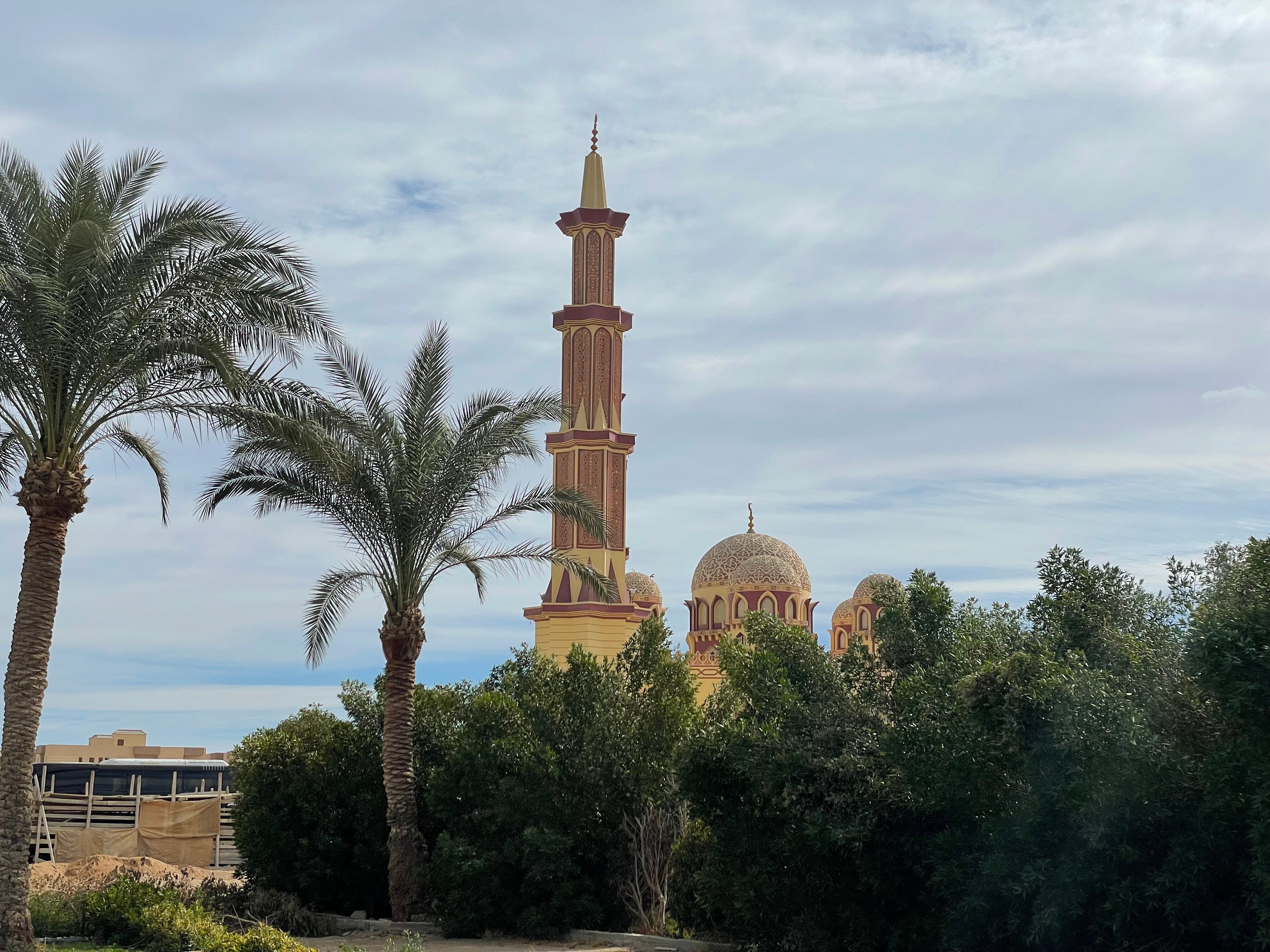 Фото Hawaii Paradise Aqua Park Resort