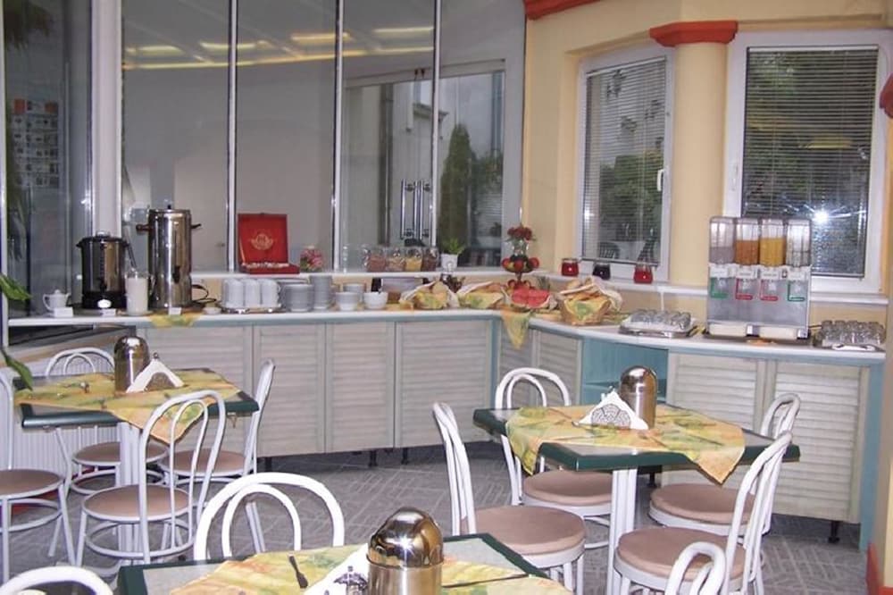 Фото Classic Hotel