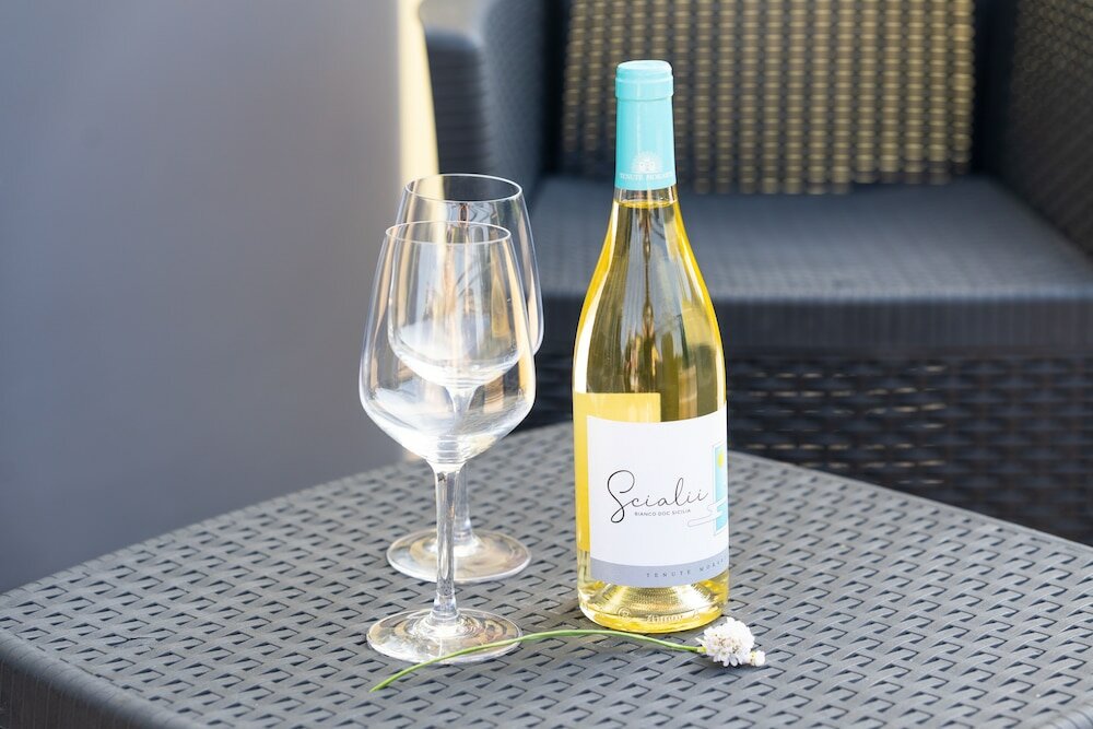 Фото Hotel Benaco Bee Free