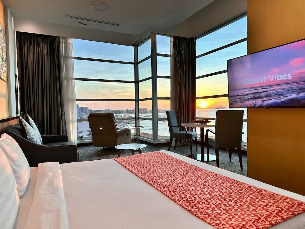 Фото Hotel 7 Suria