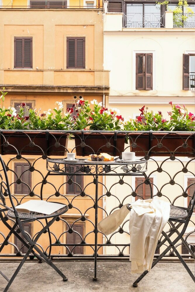 Фото The Roman Empire Guesthouse