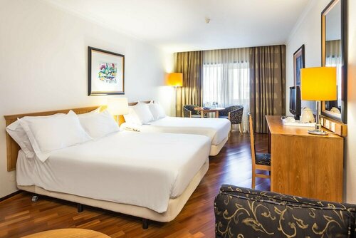 Гостиница Radisson Blu Hotel, Lisbon в Округе Лиссабон