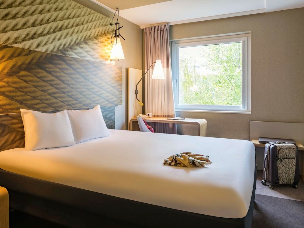 Фото ibis Zurich Messe Airport