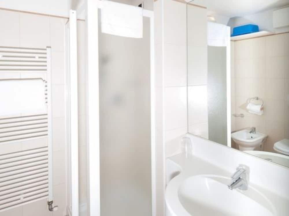 Фото Ambiez Residencehotel