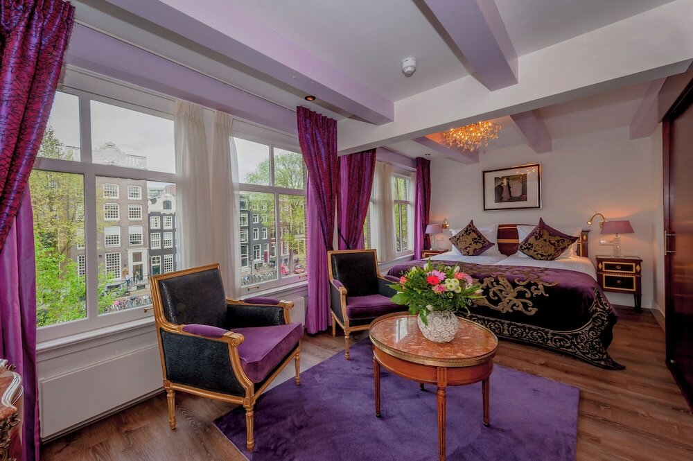 Фото Ambassade Hotel