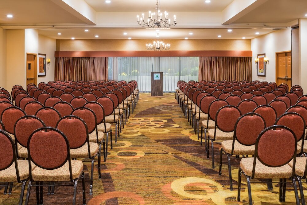 Фото Holiday Inn Dublin-Pleasanton by Ihg Hotel