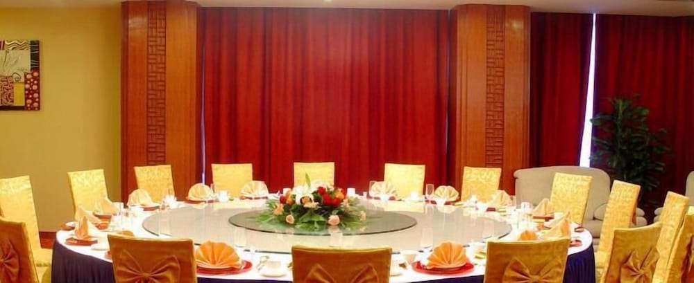 Фото Xi'an Hotel