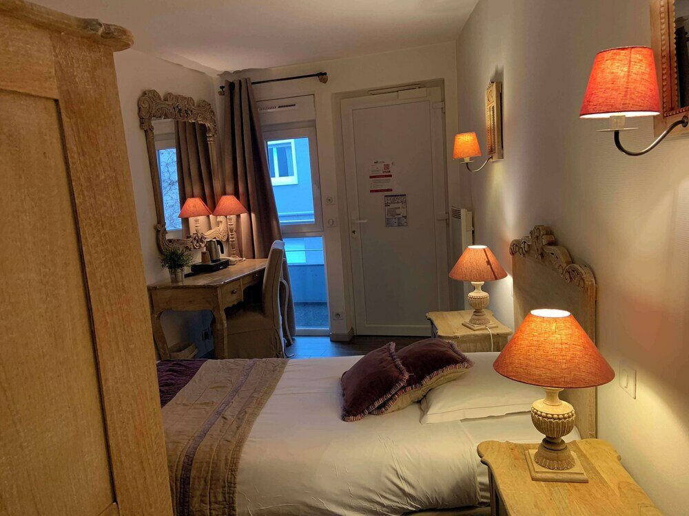 Фото Brit Hotel Bristol Montbéliard