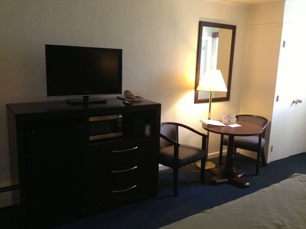 Фото Berkshire Inn