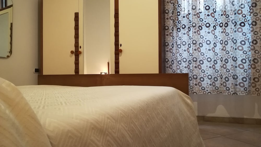 Фото Esagono Monello