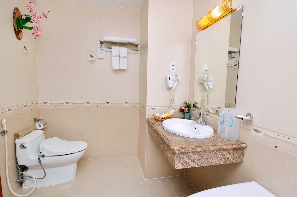 Фото Tan Hoang Long Hotel