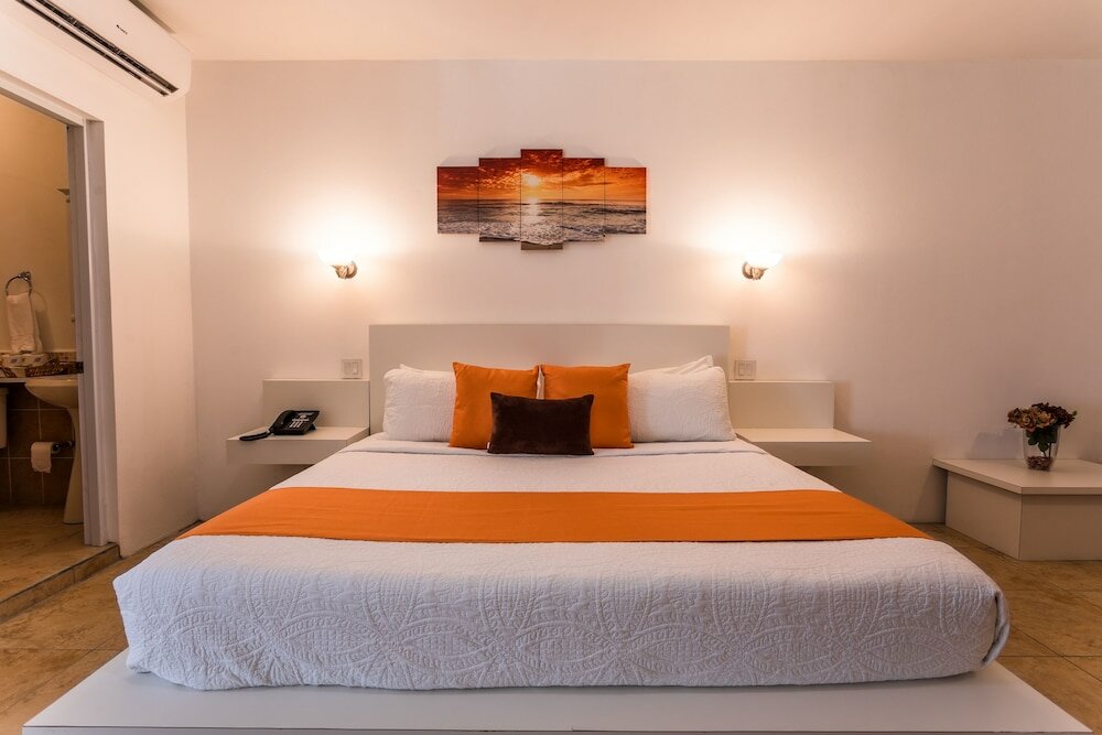 Фото La Vue Boutique Inn