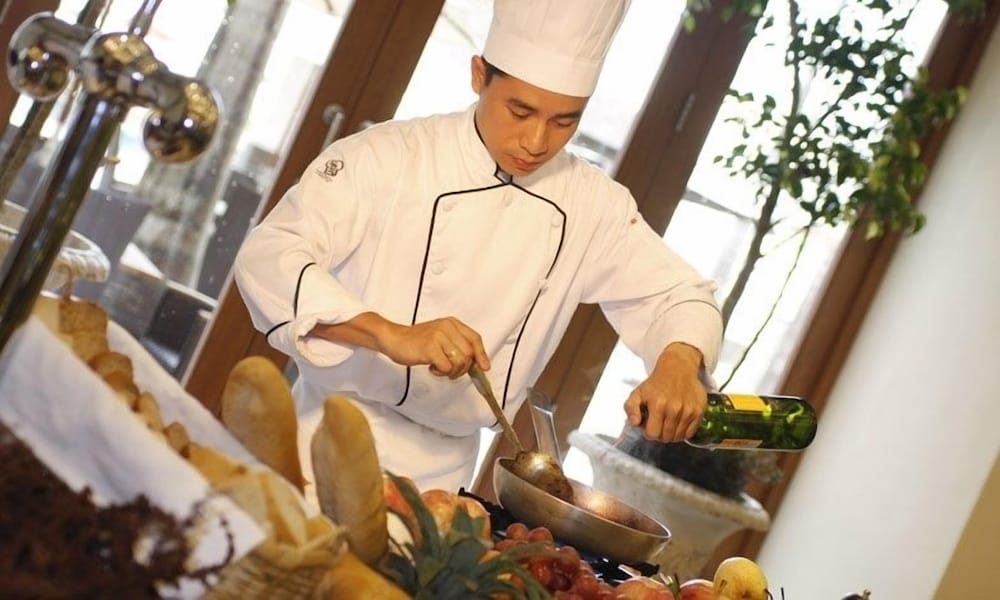 Фото The Avenue Plaza Hotel