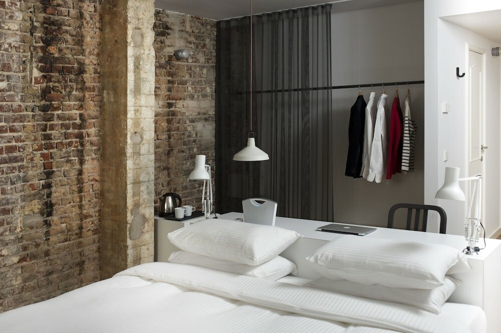 Фото 9Hotel Central