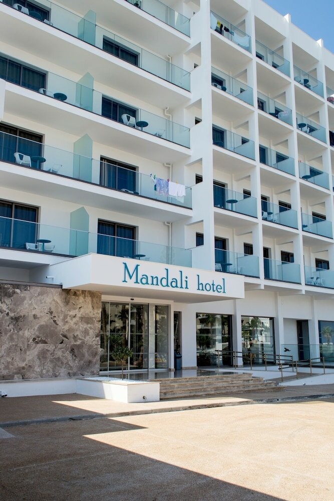 Фото Mandali Hotel