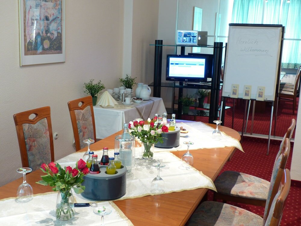 Фото City Hotel Deutsches Haus